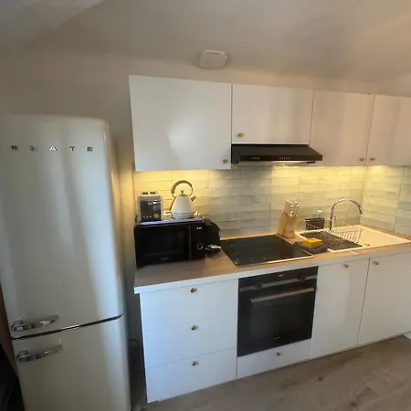 28 - Luxury - Old Town - 4 People